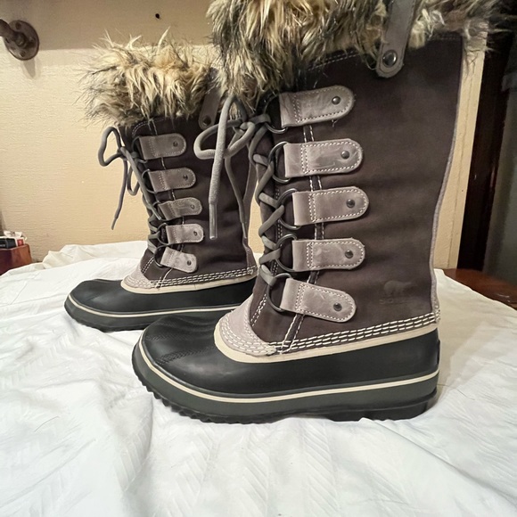 Sorel Joan of Arctic Boots - Picture 5 of 12